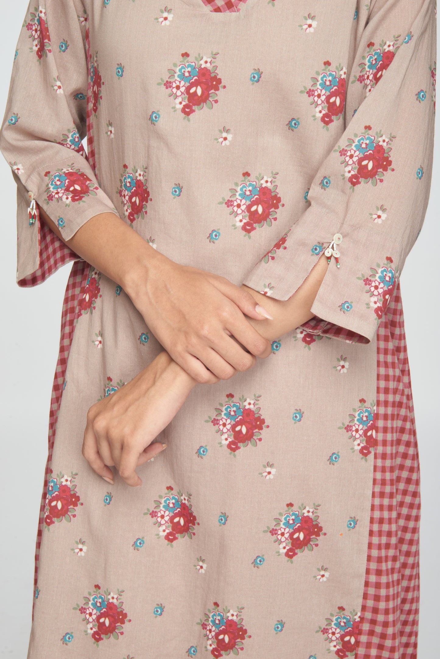 Raahat Kurta Set - Beige