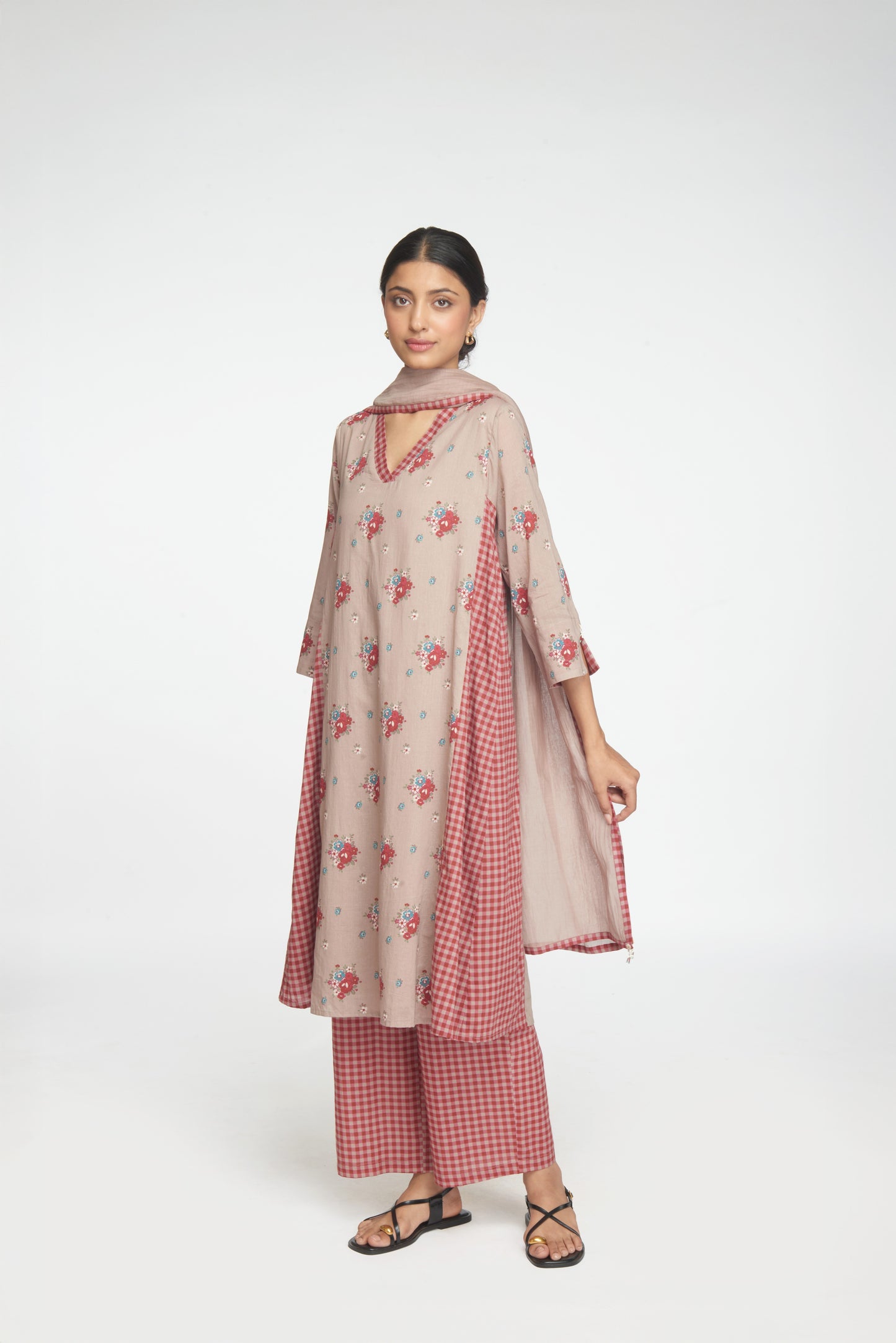 Raahat Kurta Set - Beige