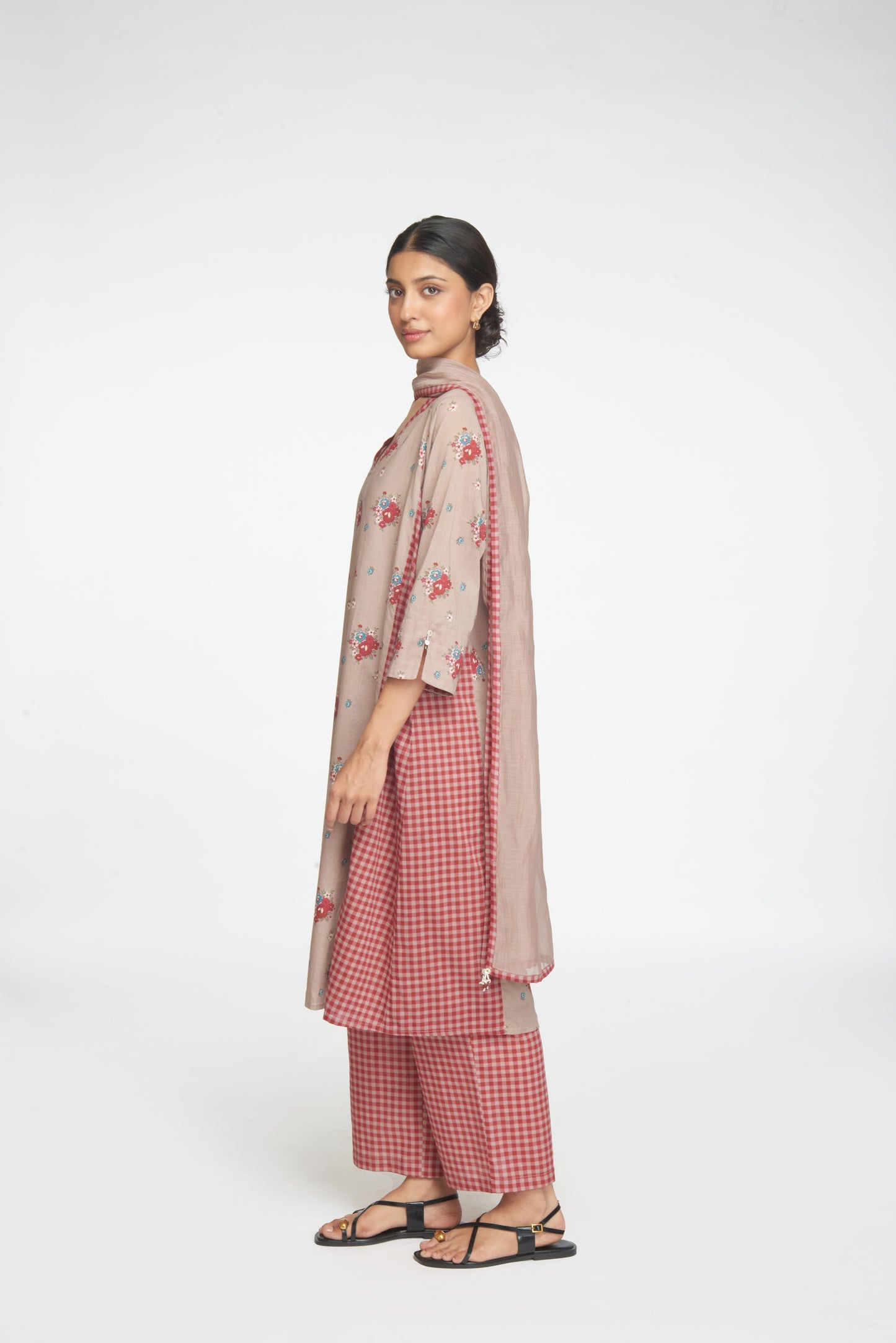 Raahat Kurta Set - Beige
