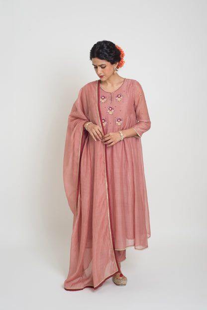 Neelima Kurta Pant Set - Tea Rose