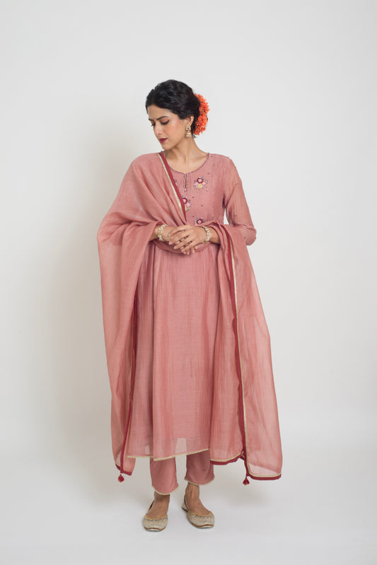 Neelima Kurta Set - Tea Rose