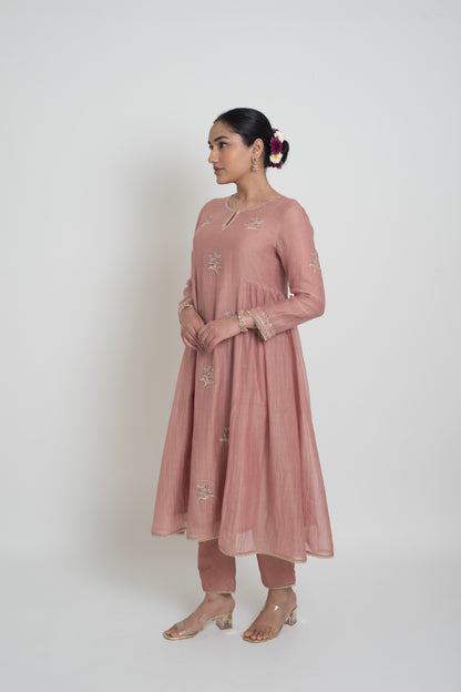 Ambar Kurta Pant Set - Tea Rose