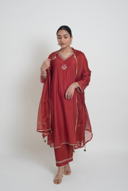 Kumud Kurta Pant Set - Red